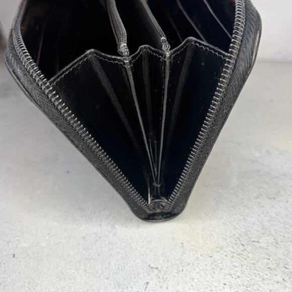 Prada Black Leather Wallet – Zip Around, Card Slots, Coin Pocket - Picture 10 of 12